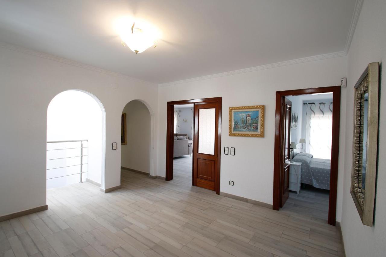 Villa Gladiols Кембрилс Екстериор снимка