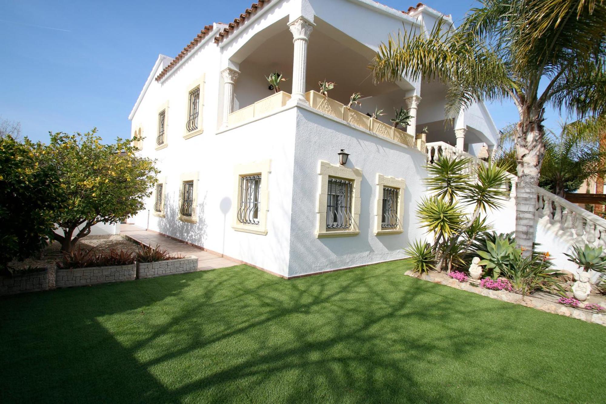 Villa Gladiols Кембрилс Екстериор снимка