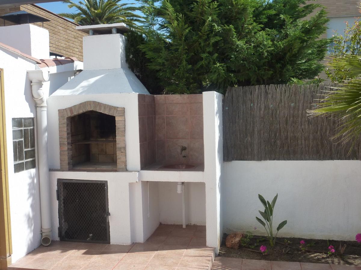 Villa Gladiols Кембрилс Екстериор снимка